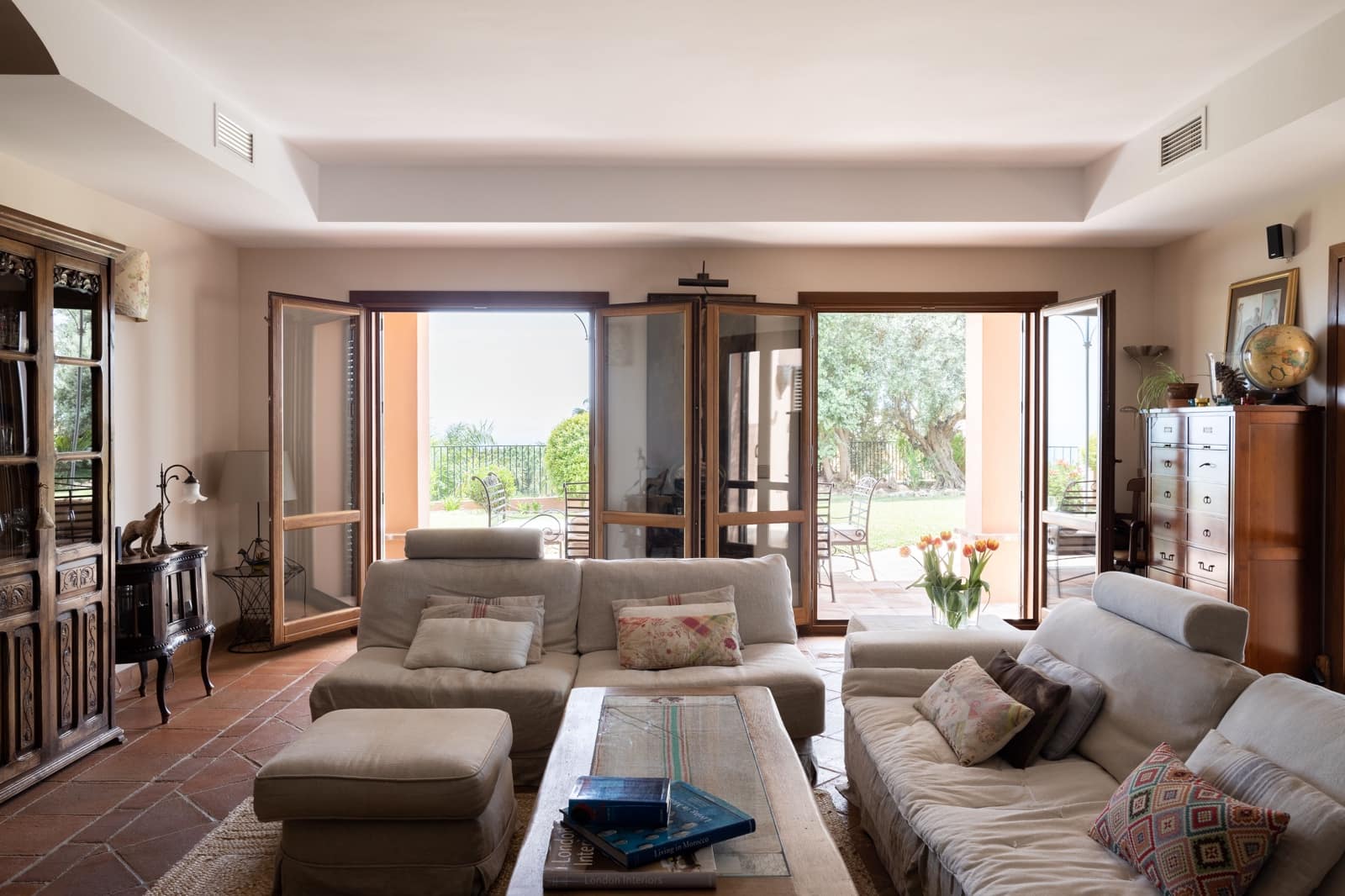 4 bedroom Villa for sale in Mijas Costa with pool - € 2,900,000 (Ref: 7578152)