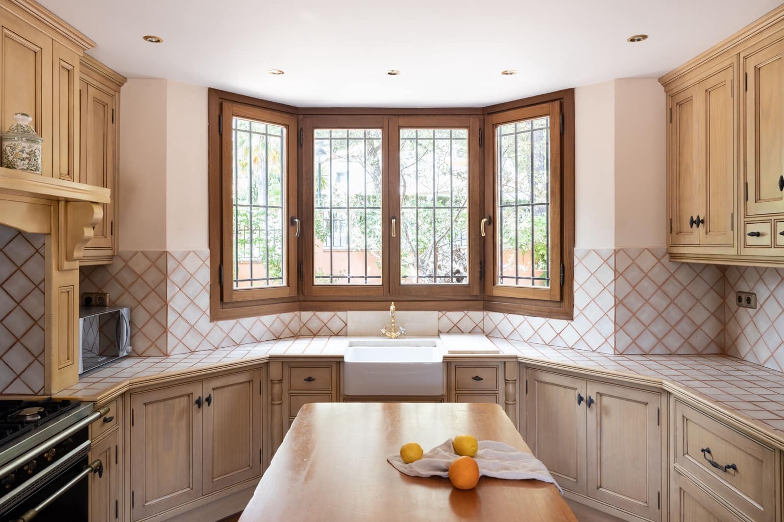 4 bedroom Villa for sale in Mijas Costa with pool - € 2,900,000 (Ref: 7578152)