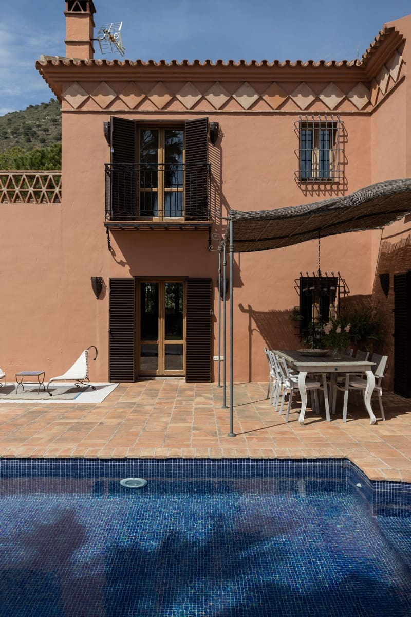 4 bedroom Villa for sale in Mijas Costa with pool - € 2,900,000 (Ref: 7578152)