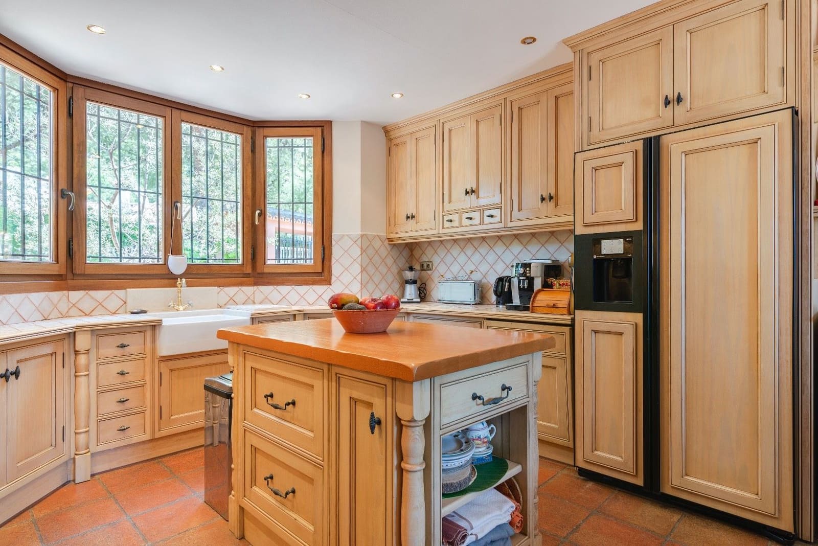 4 bedroom Villa for sale in Mijas Costa with pool - € 2,900,000 (Ref: 7578152)