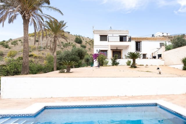 3 quarto Casa em Banda para venda em Cártama com piscina - 539 000 € (Ref: 7677332)