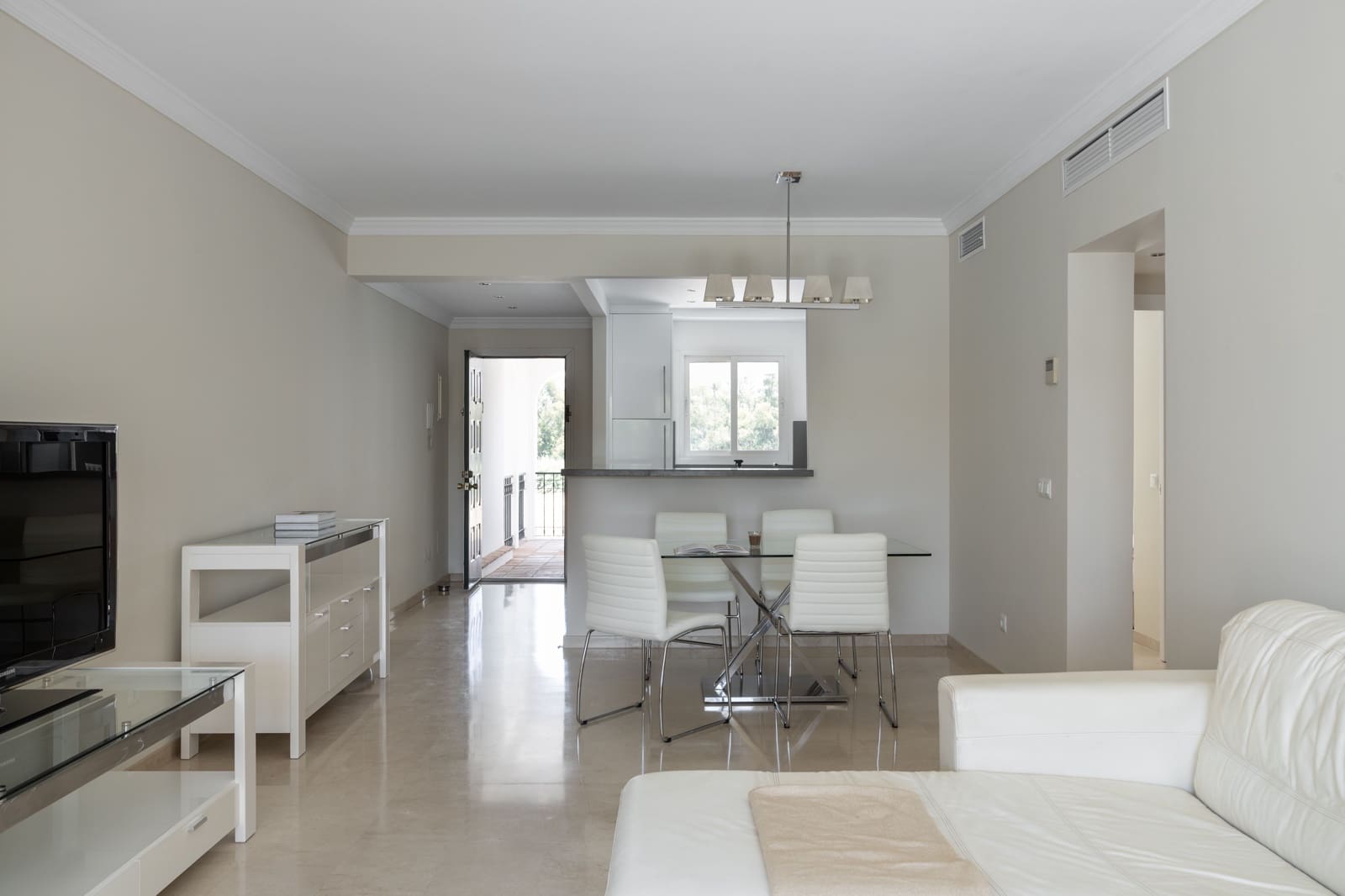 2 soveværelse Lejlighed til salg i Estepona med swimmingpool - € 496.800 (Ref: 7688769)