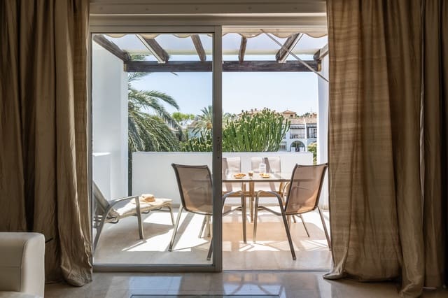 2 makuuhuone Huoneisto myytävänä paikassa El Velerín, Estepona mukana uima-altaan - 496 800 € (Ref: 7688769)