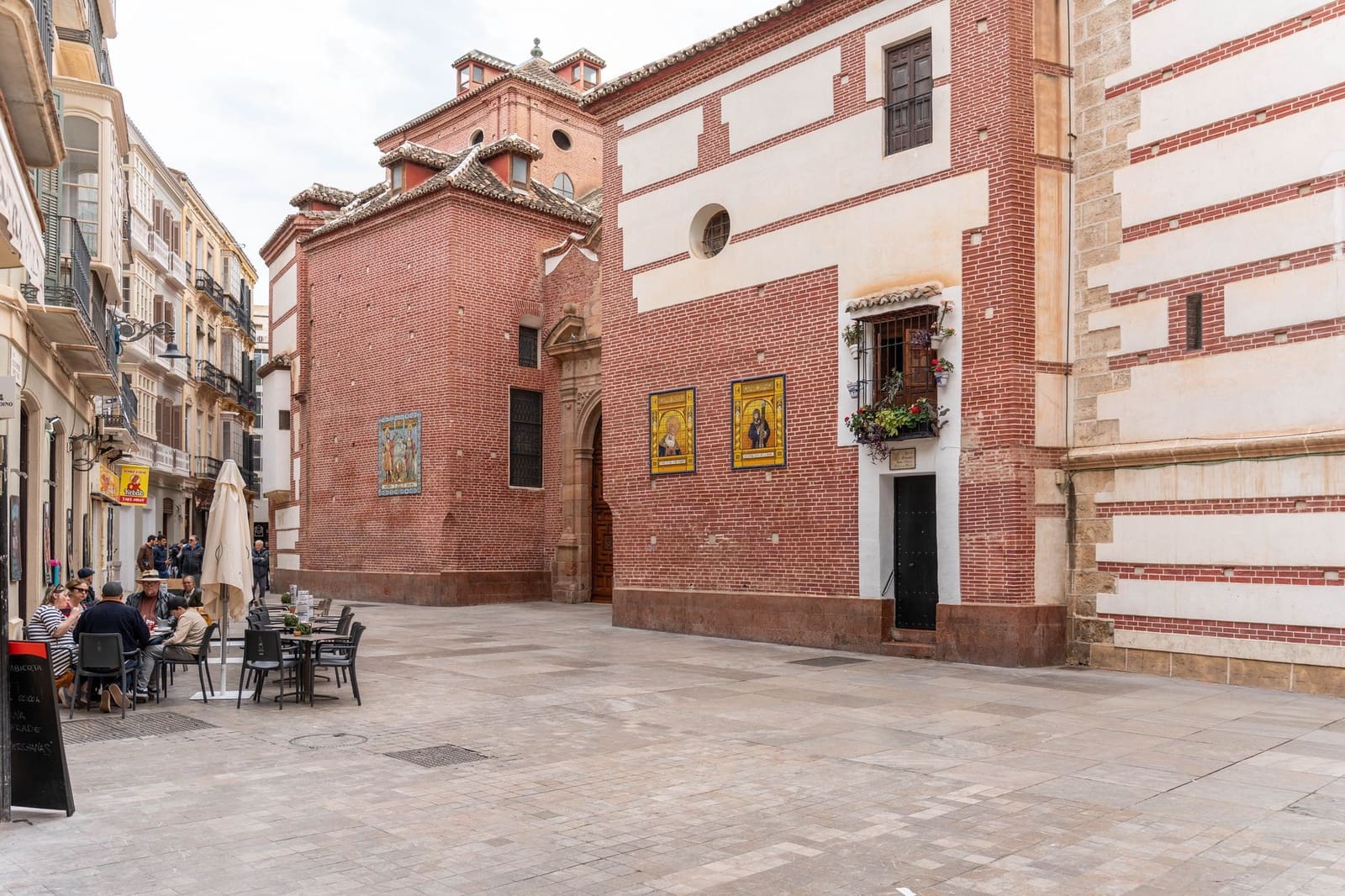 2 slaapkamer Appartement te koop in Malaga stad - € 880.000 (Ref: 7727364)