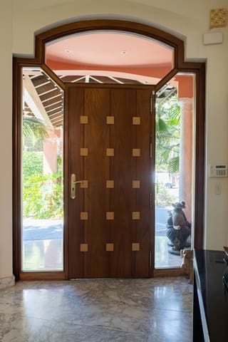 5 makuuhuone Huvila myytävänä paikassa Sierra Blanca, Marbella mukana uima-altaan - 4 200 000 € (Ref: 7758945)