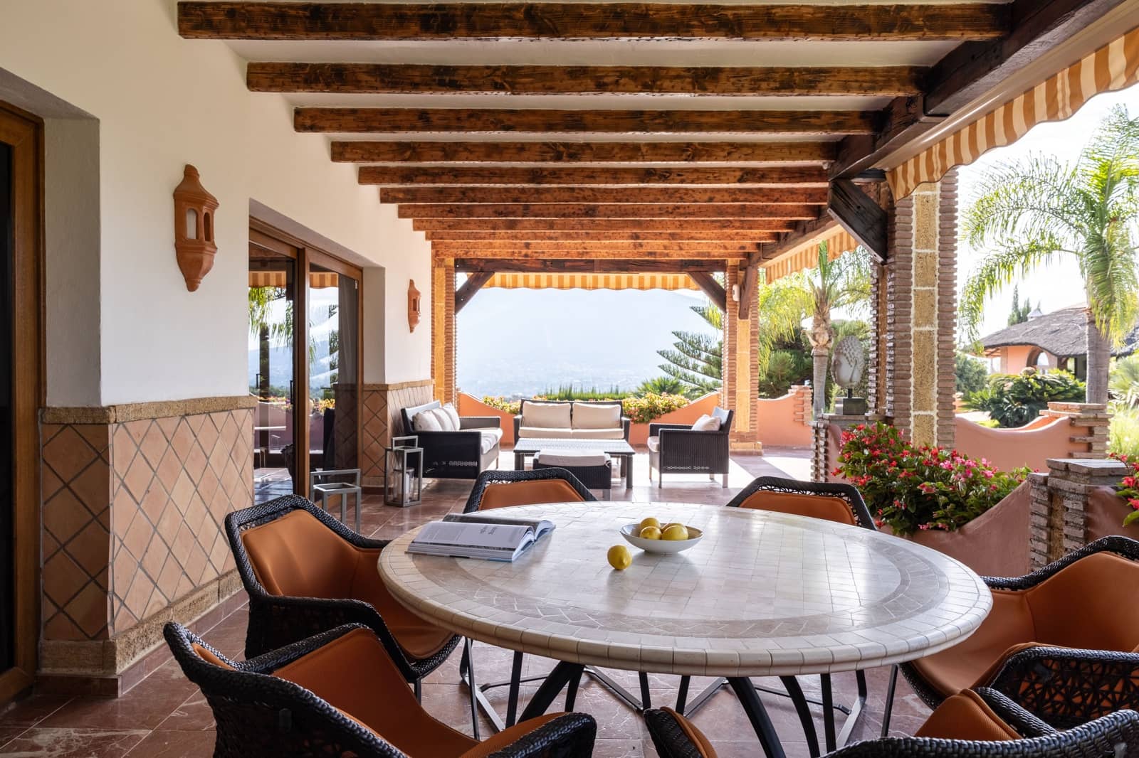 8 soveværelse Finca/Landehus til salg i Coin med swimmingpool - € 2.400.000 (Ref: 7789549)