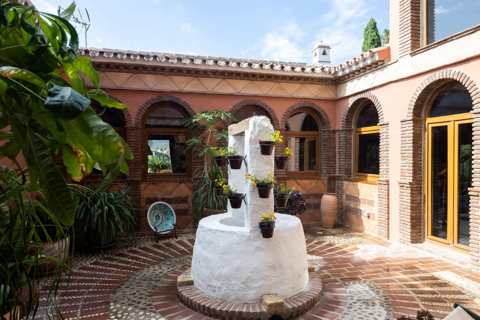 8 soveværelse Finca/Landehus til salg i Coin med swimmingpool - € 2.400.000 (Ref: 7789549)