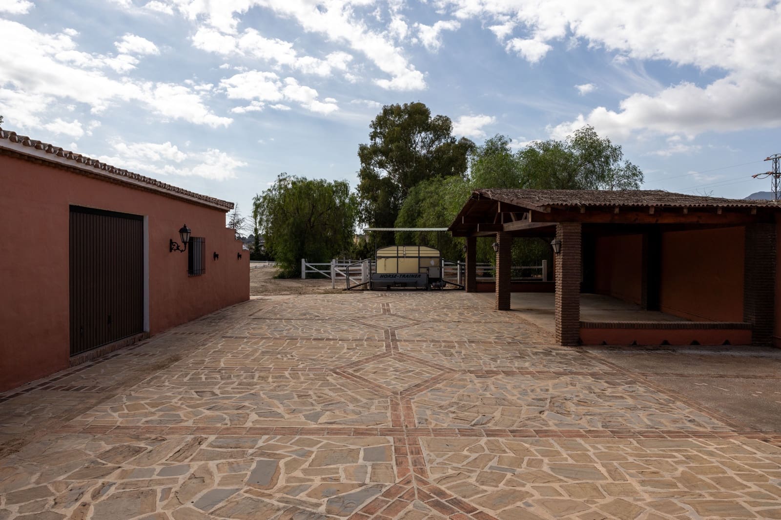 8 soveværelse Finca/Landehus til salg i Coin med swimmingpool - € 2.400.000 (Ref: 7789549)