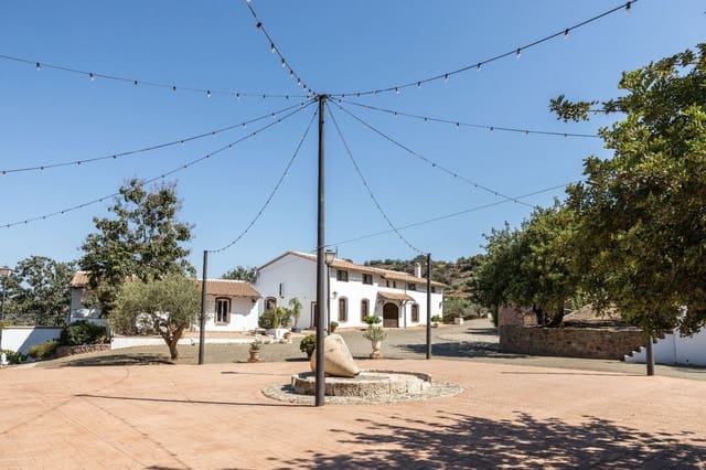 9 makuuhuone Omakotitalo myytävänä paikassa Diseminado Dm P de la Torre, Málaga kaupunki mukana uima-altaan - 2 200 000 € (Ref: 7791795)