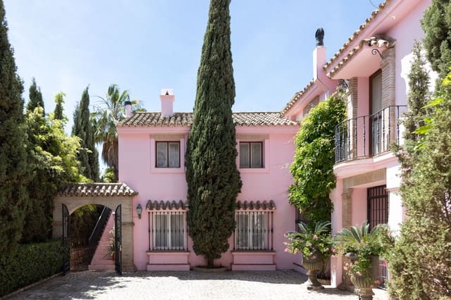 5 soveværelse Villa til salg i Los Arqueros - Puerto del Almendro, Benahavís med swimmingpool - € 5.250.000 (Ref: 7810460)