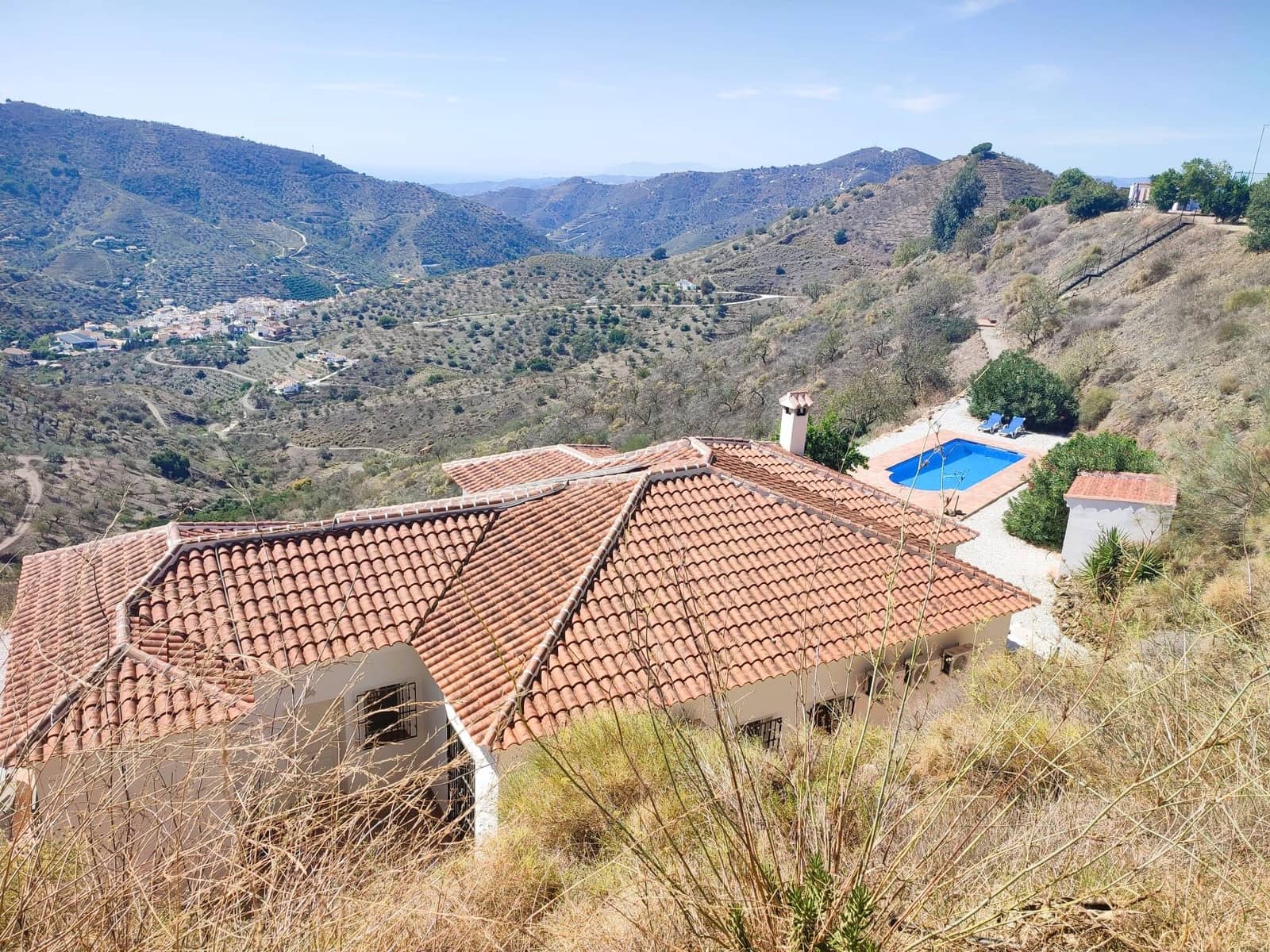 4 soveværelse Byhus til salg i Arenas med swimmingpool - € 455.000 (Ref: 7823668)