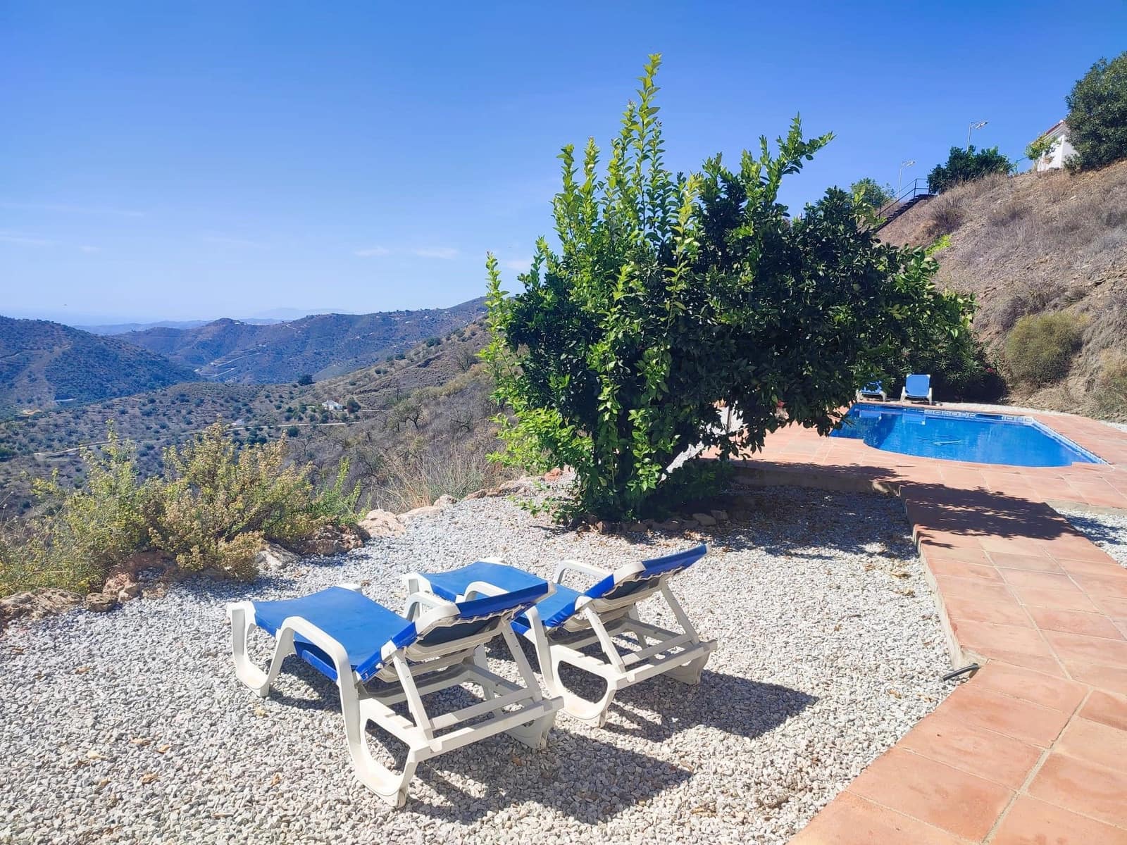 4 soveværelse Byhus til salg i Arenas med swimmingpool - € 455.000 (Ref: 7823668)