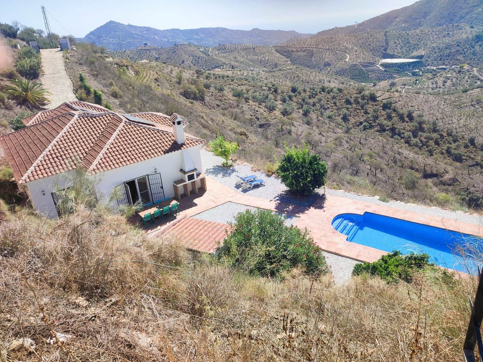 4 soveværelse Byhus til salg i Arenas med swimmingpool - € 455.000 (Ref: 7823668)