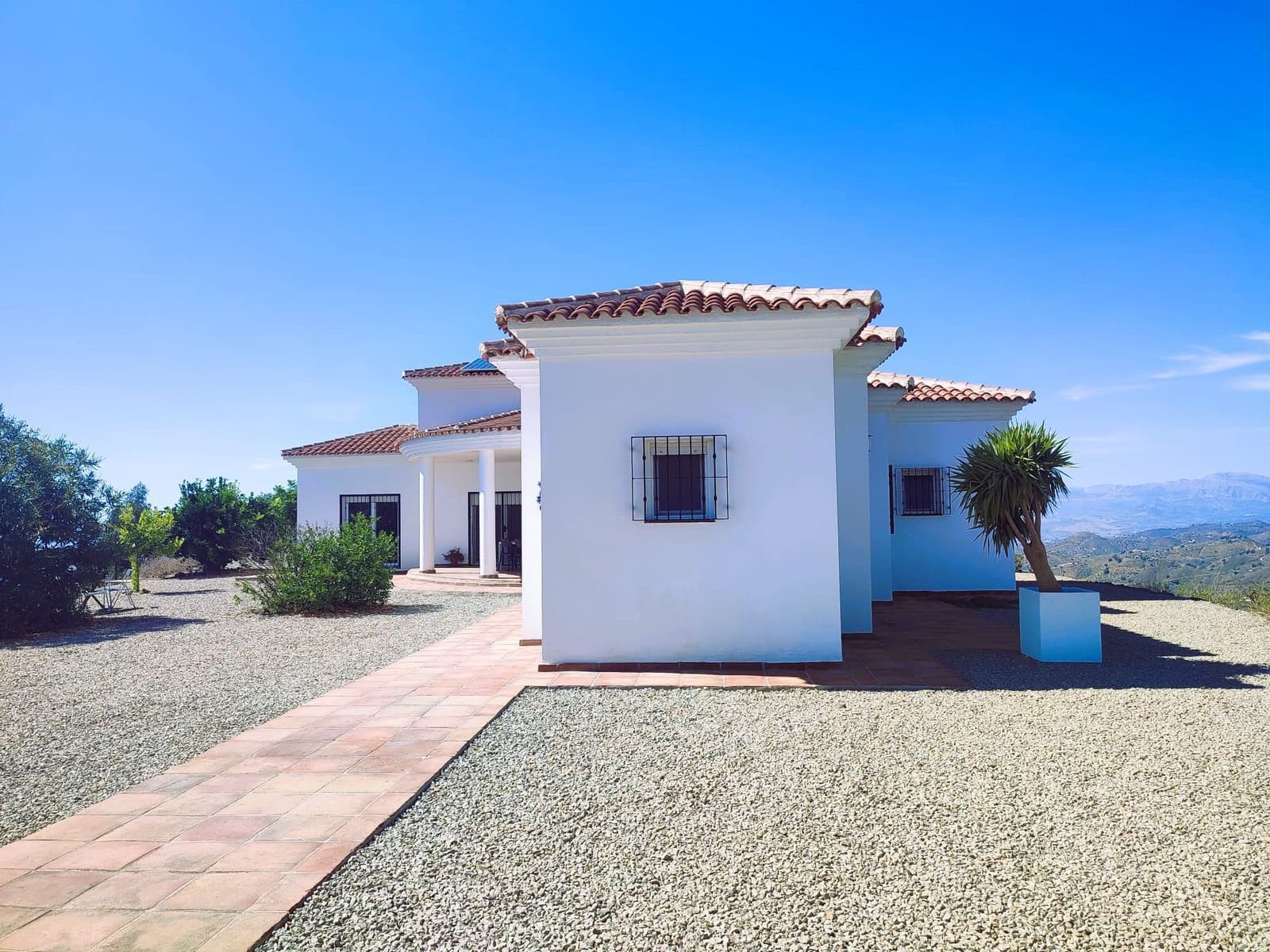 9 soverom Hus til salgs i Arenas med svømmebasseng - € 1 450 000 (Ref: 7823669)