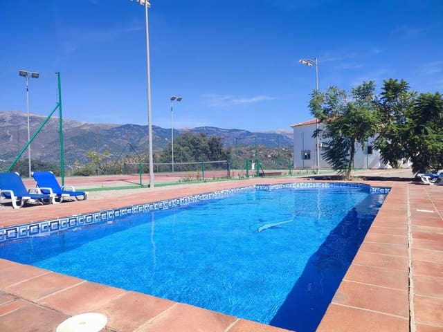 9 soverom Hus til salgs i Arenas med svømmebasseng - € 1 450 000 (Ref: 7823669)