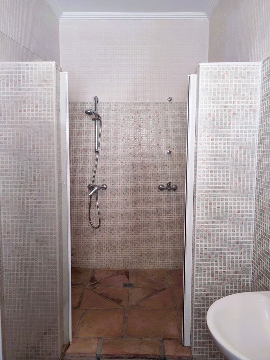 9 soverom Hus til salgs i Arenas med svømmebasseng - € 1 450 000 (Ref: 7823669)