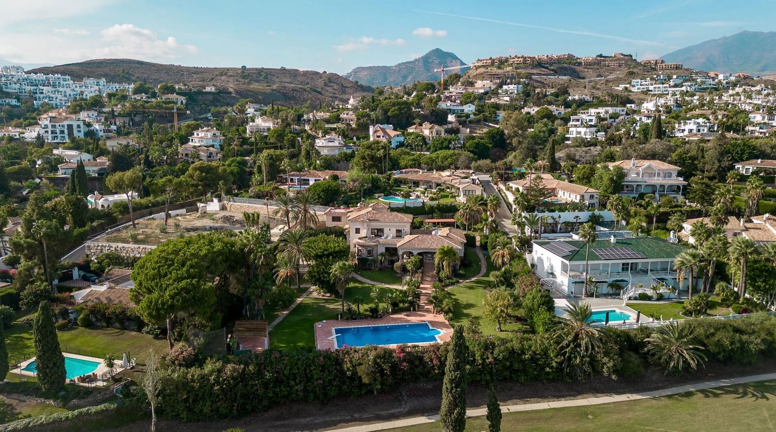 6 soveværelse Villa til salg i Benahavis med swimmingpool - € 4.800.000 (Ref: 7830799)