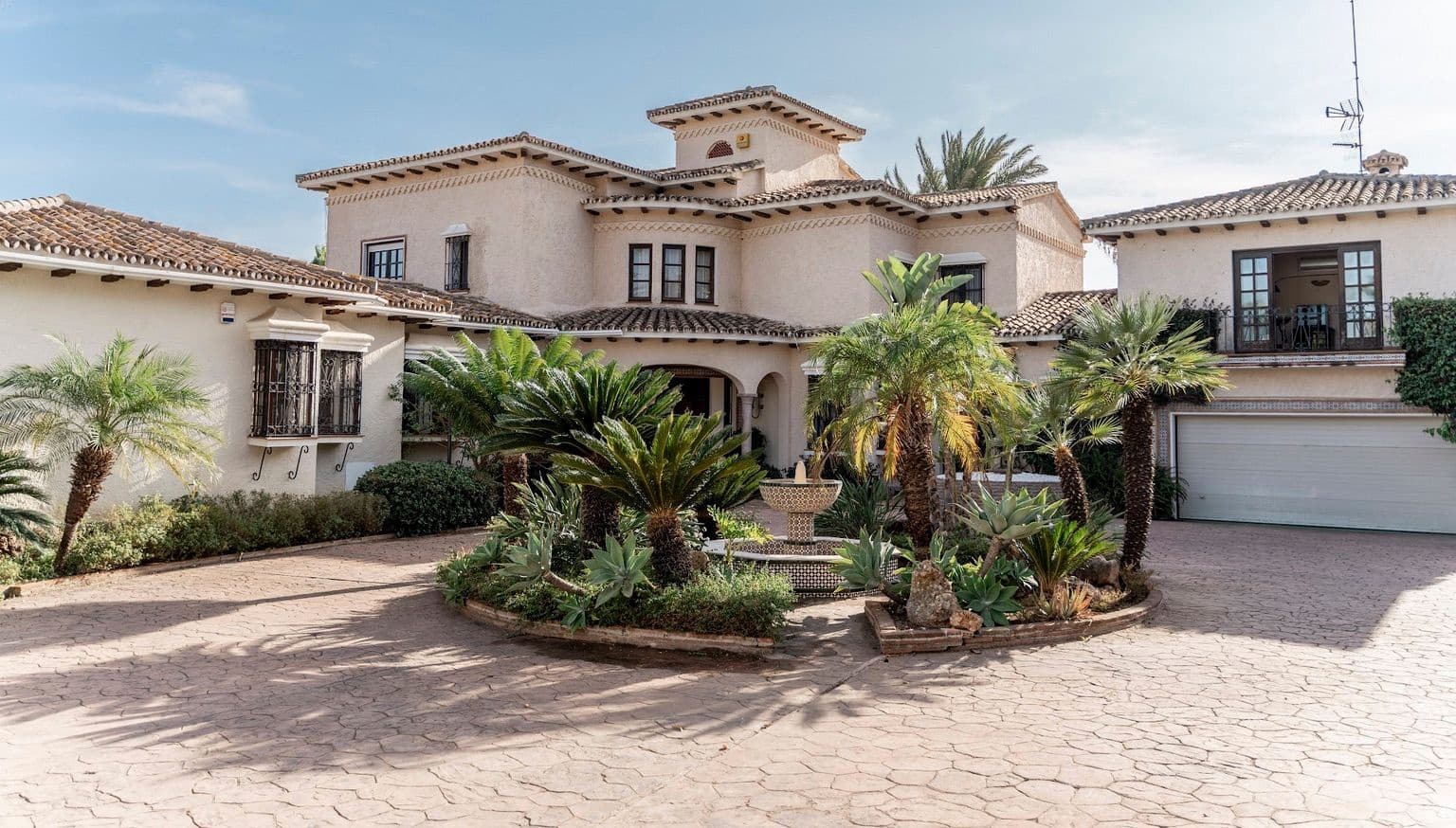 6 soveværelse Villa til salg i Benahavis med swimmingpool - € 4.800.000 (Ref: 7830799)