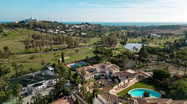 6 makuuhuone Huvila myytävänä paikassa El Paraíso, Benahavís mukana uima-altaan - 4 800 000 € (Ref: 7830799)