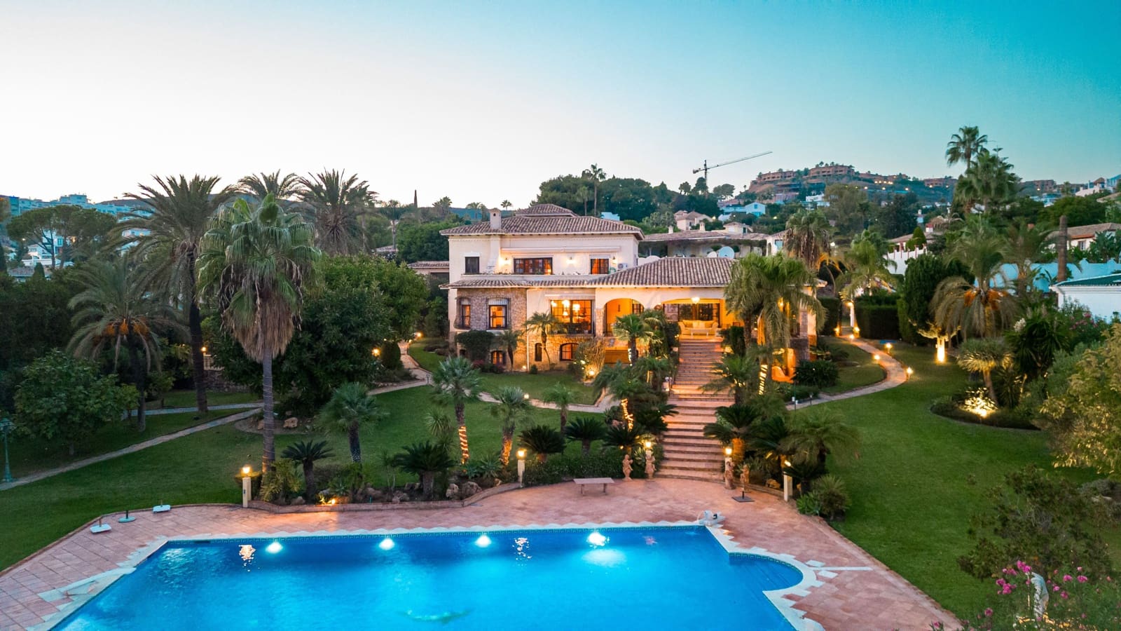 6 soveværelse Villa til salg i Benahavis med swimmingpool - € 4.800.000 (Ref: 7830799)