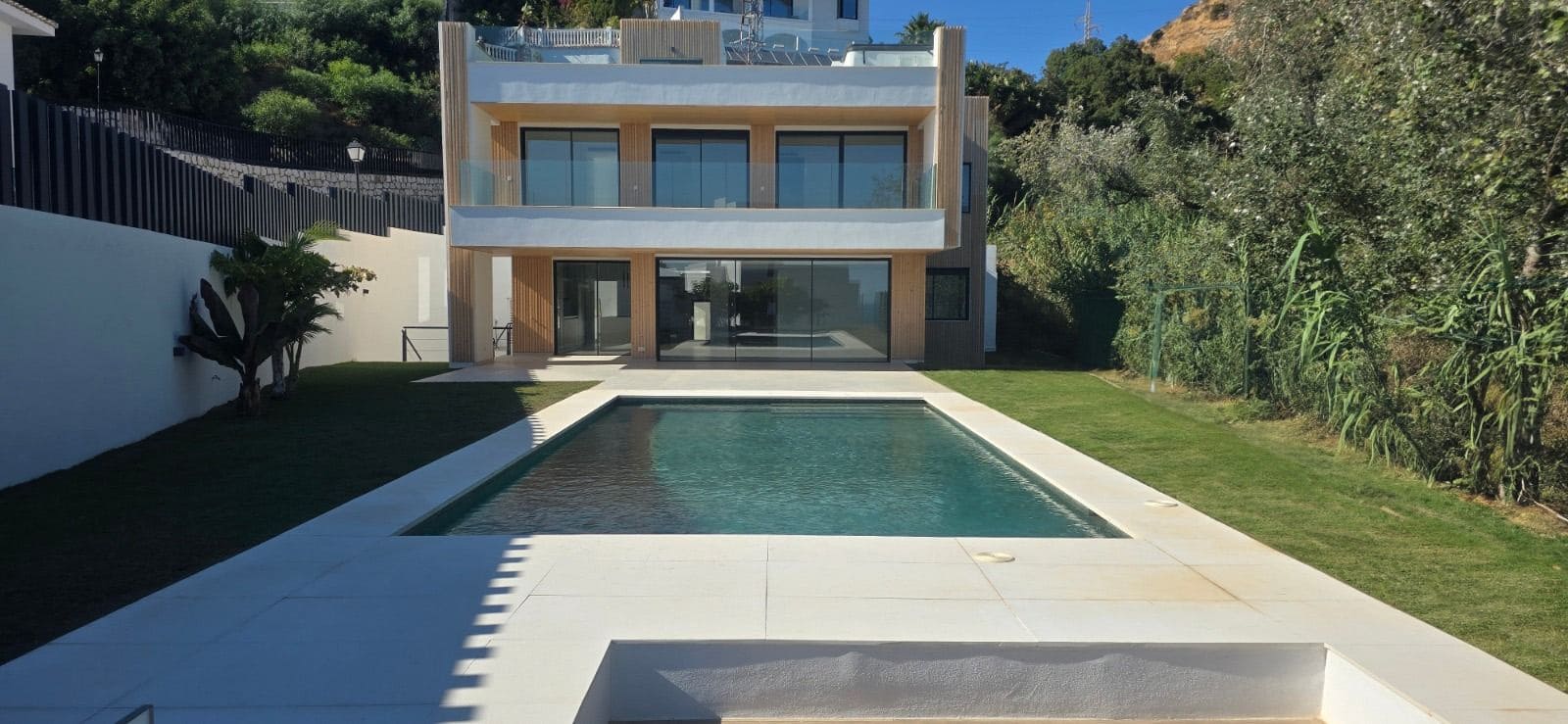 4 Zimmer Villa zu verkaufen in Benalmadena mit Pool - 2.150.000 € (Ref: 7861224)