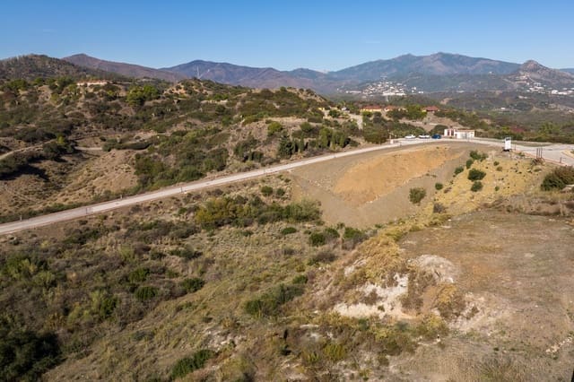 Haus zu verkaufen in La Concha - Resina Golf, Estepona - 780.000 € (Ref: 7879762)