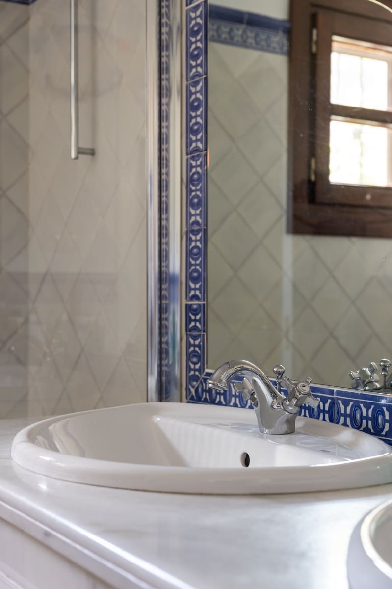 4 soveværelse Byhus til salg i Benahavis med swimmingpool - € 750.000 (Ref: 7933046)