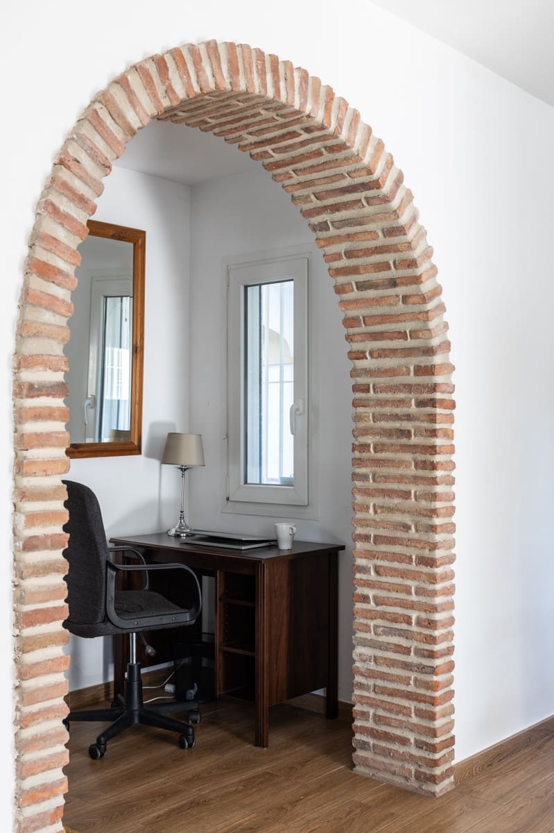 5 sypialnia Willa na sprzedaż w Coin z basenem - 629 000 € (Ref: 7933047)