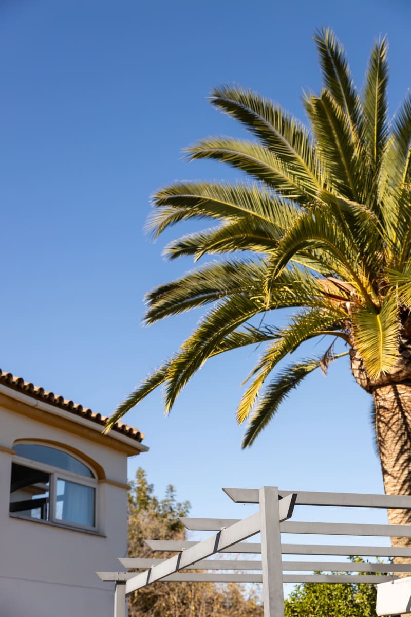 5 sypialnia Willa na sprzedaż w Coin z basenem - 629 000 € (Ref: 7933047)