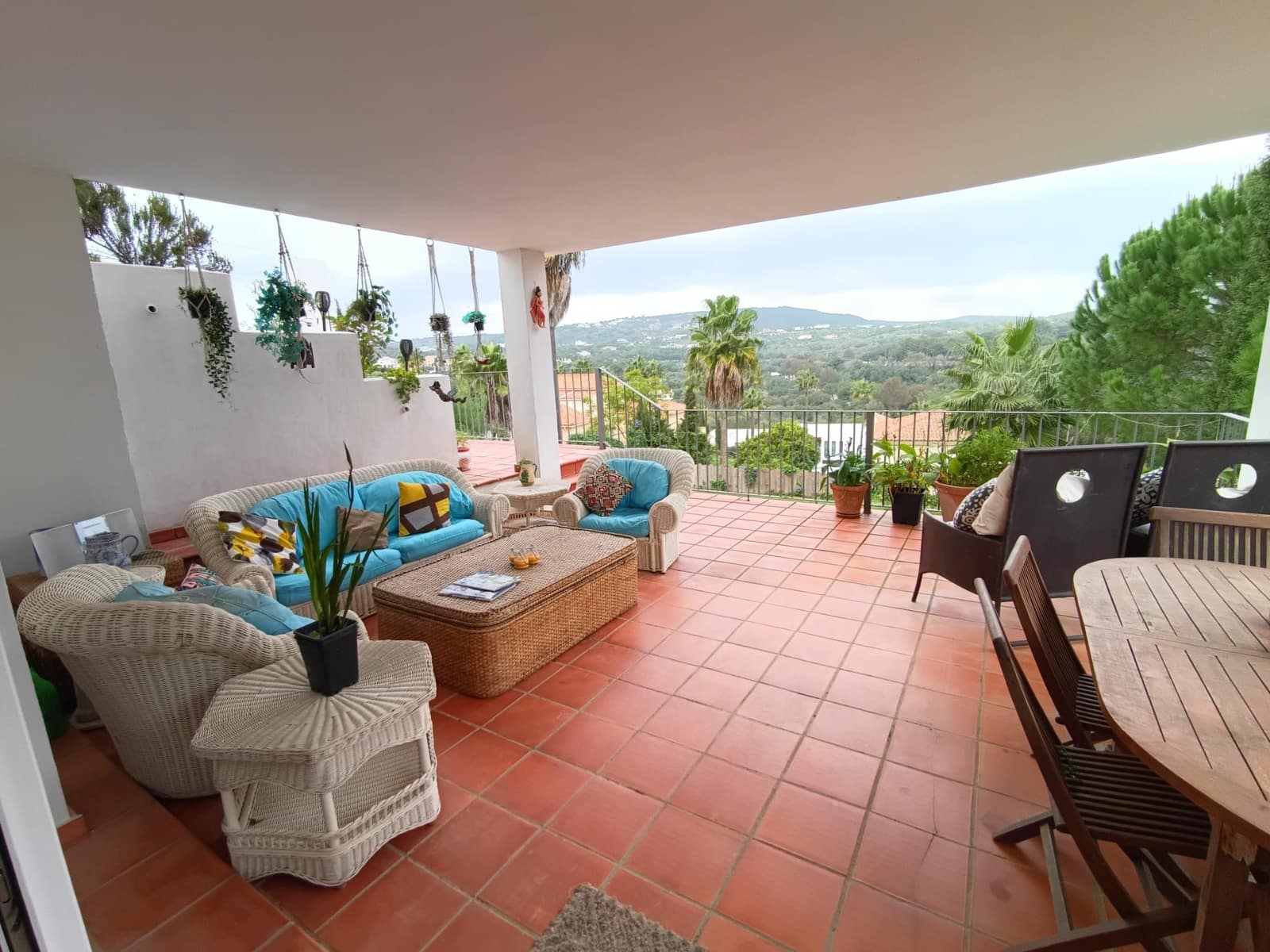 5 camera da letto Villa in vendita in Sotogrande con piscina - 980.000 € (Rif: 7938571)