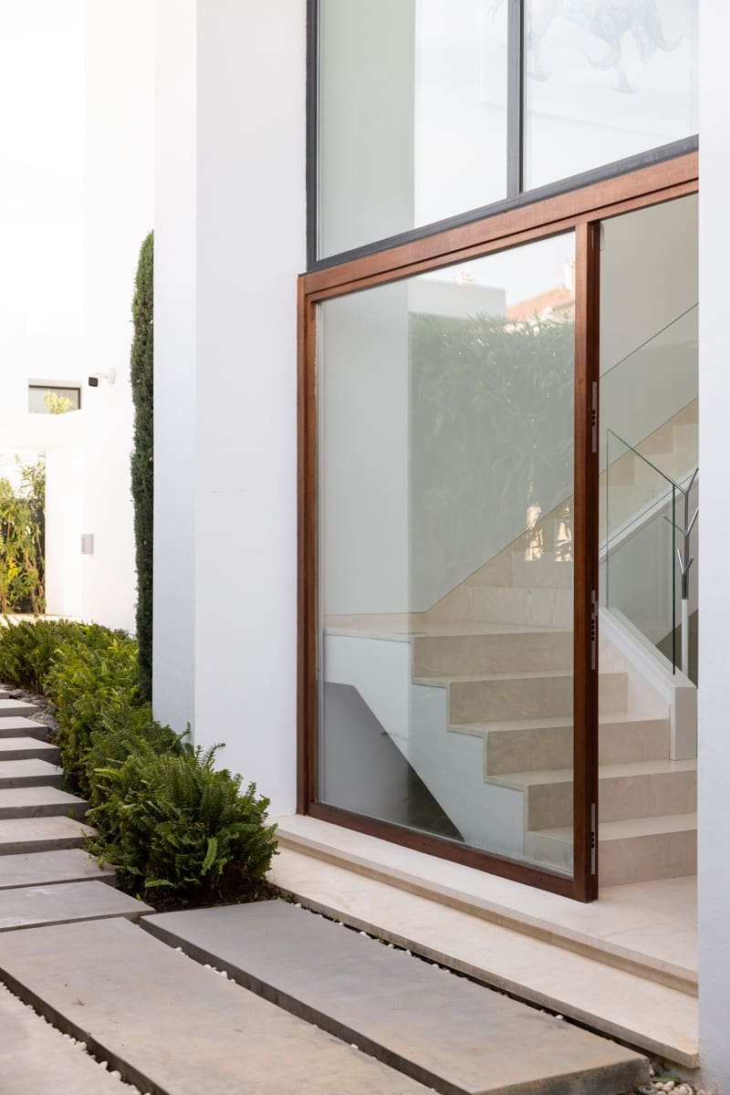 6 soverom Villa til salgs i El Paraiso med svømmebasseng - € 1 995 000 (Ref: 7953765)