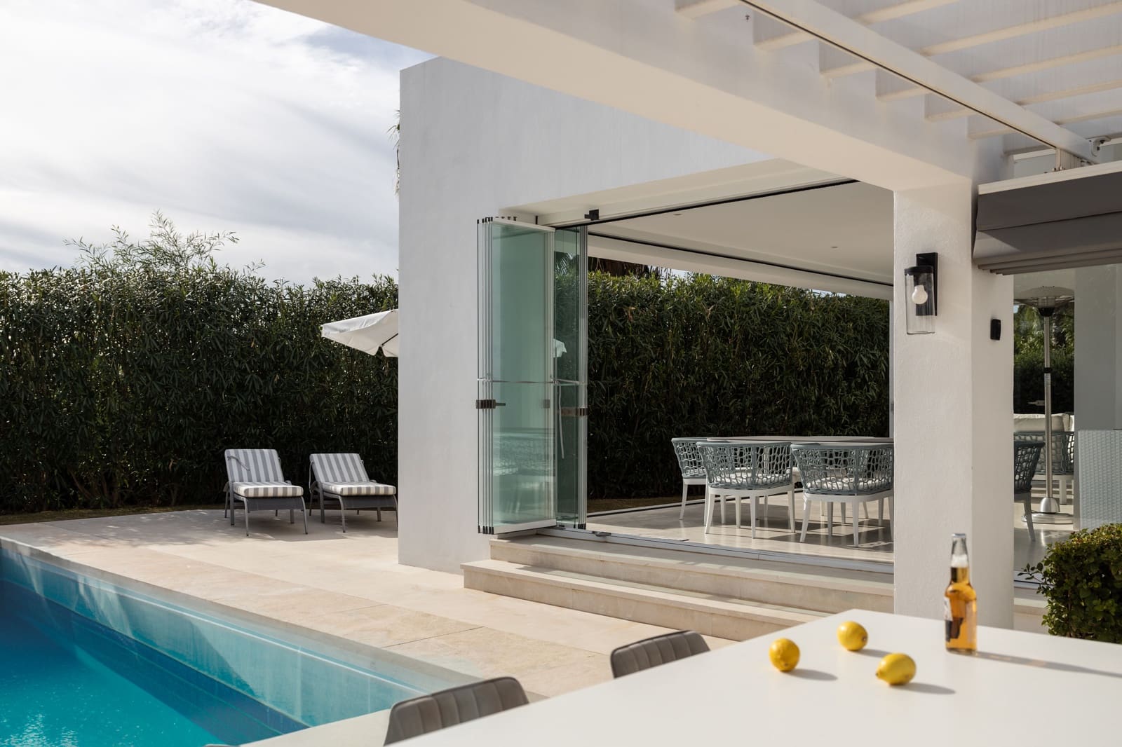 6 soverom Villa til salgs i El Paraiso med svømmebasseng - € 1 995 000 (Ref: 7953765)