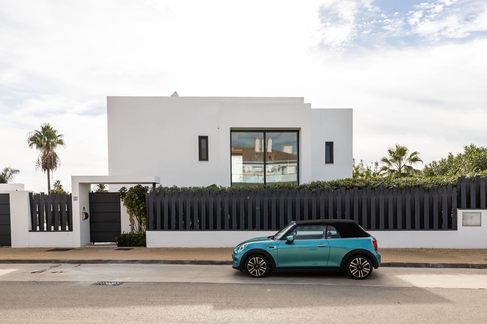 6 soverom Villa til salgs i El Paraiso med svømmebasseng - € 1 995 000 (Ref: 7953765)