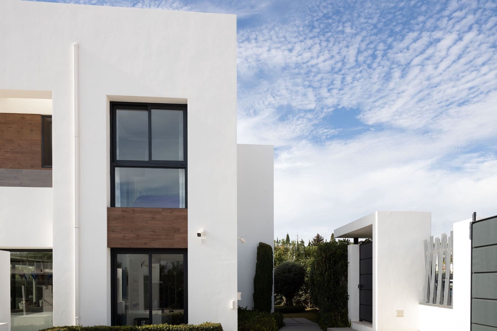 6 soverom Villa til salgs i El Paraiso med svømmebasseng - € 1 995 000 (Ref: 7953765)