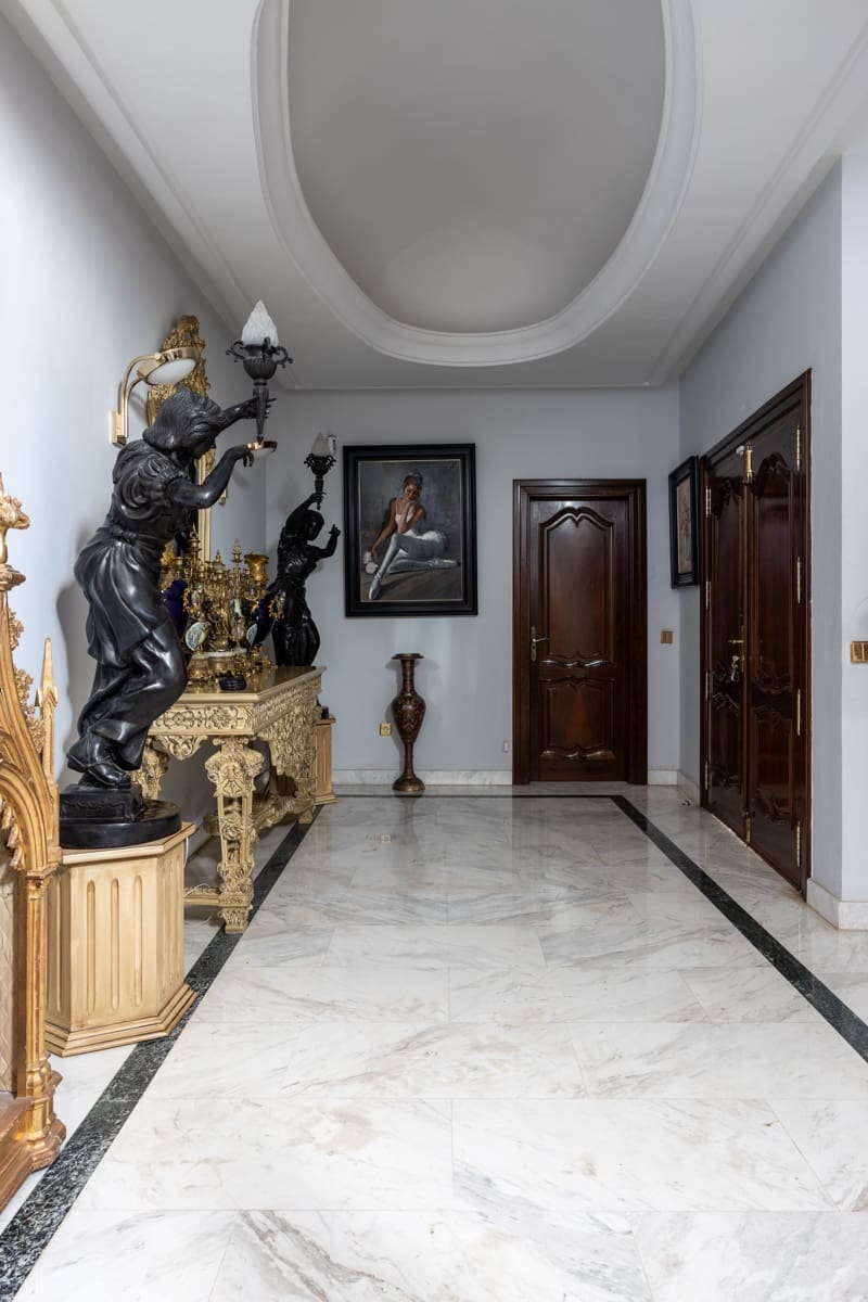 5 sypialnia Willa na sprzedaż w Miasto Malaga z basenem - 2 495 000 € (Ref: 7969688)