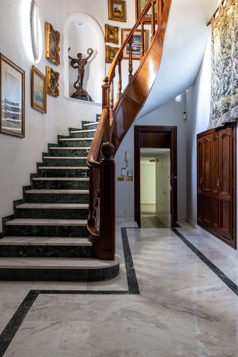 5 sypialnia Willa na sprzedaż w Miasto Malaga z basenem - 2 495 000 € (Ref: 7969688)