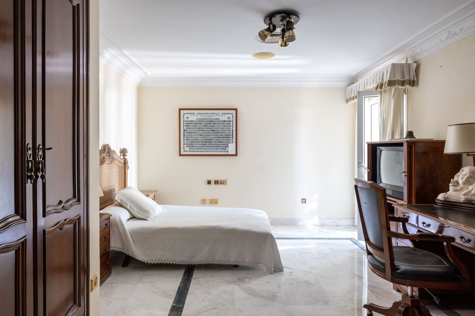 5 sypialnia Willa na sprzedaż w Miasto Malaga z basenem - 2 495 000 € (Ref: 7969688)