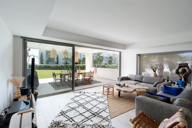 3 soveværelse Lejlighed til salg i Buenas Noches, Estepona med swimmingpool - € 680.000 (Ref: 7986209)