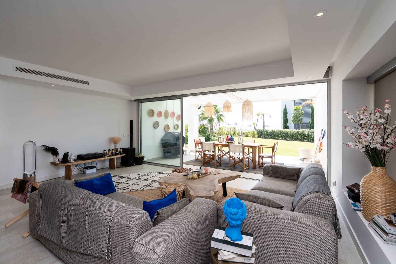 3 soveværelse Lejlighed til salg i Buenas Noches med swimmingpool - € 680.000 (Ref: 7986209)