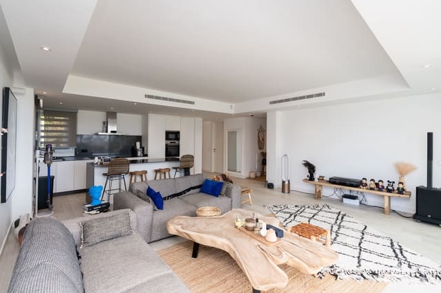 3 soveværelse Lejlighed til salg i Buenas Noches, Estepona med swimmingpool - € 680.000 (Ref: 7986209)