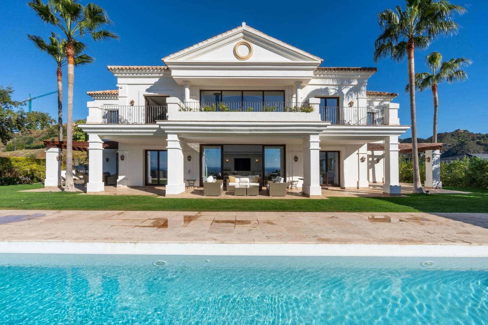 4 quarto Moradia para venda em Benahavis com piscina - 4 495 000 € (Ref: 7999475)