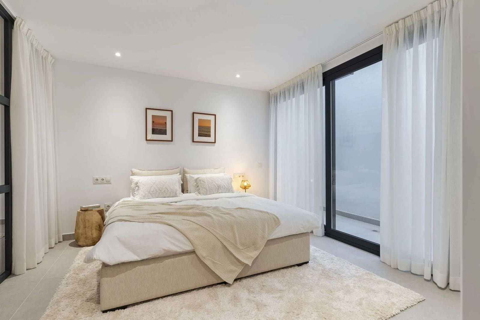 Chalet de 6 habitaciones en Estepona en venta con piscina - 1.495.000 € (Ref: 8011346)