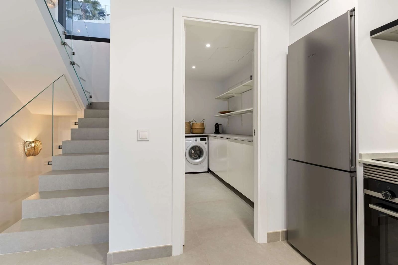 Chalet de 6 habitaciones en Estepona en venta con piscina - 1.495.000 € (Ref: 8011346)