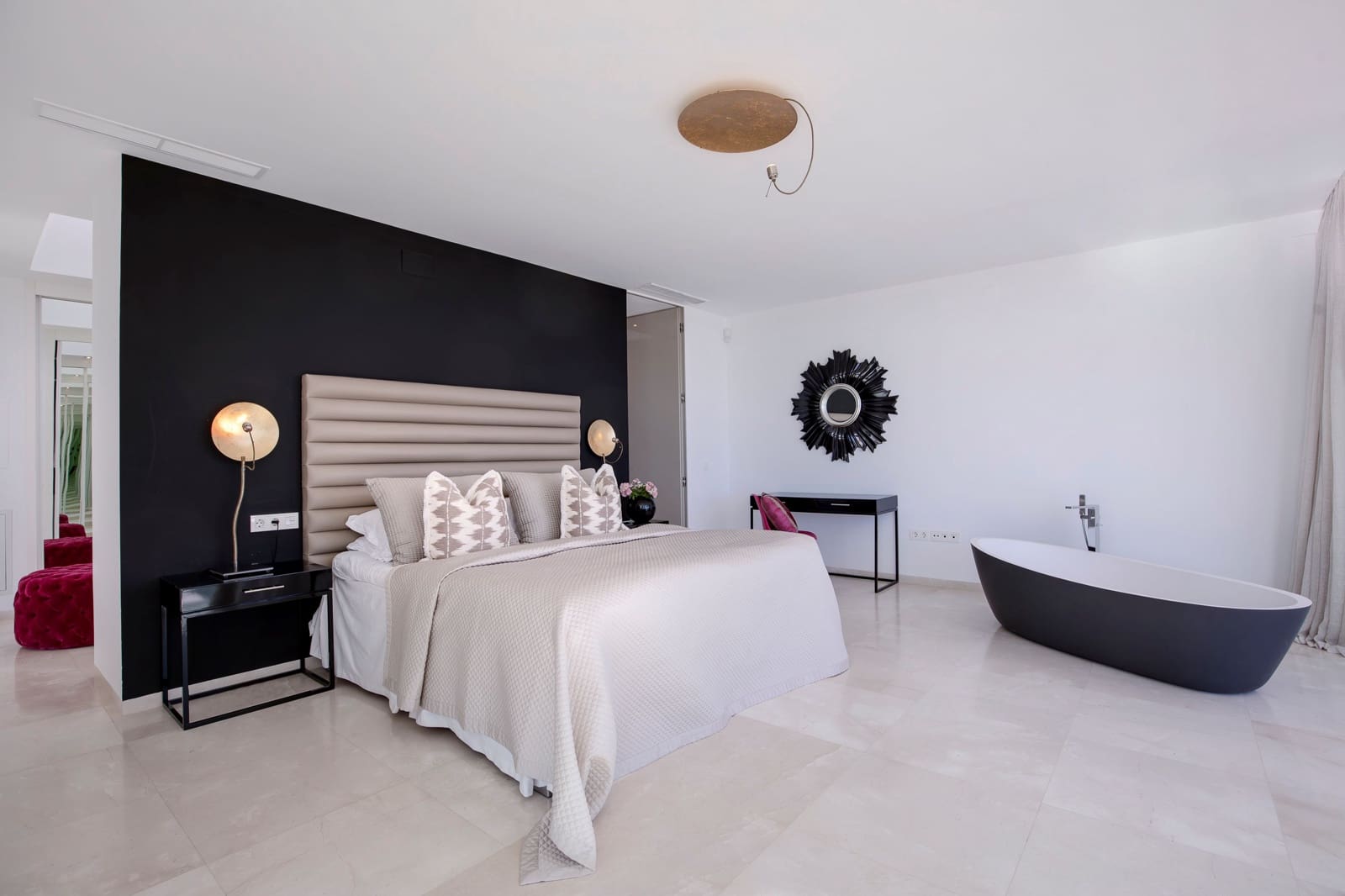 7 slaapkamer Villa te koop in Marbella met zwembad - € 8.900.000 (Ref: 8035039)