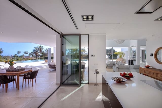 7 soverom Villa til salgs i Los Naranjos, Marbella med svømmebasseng - € 8 900 000 (Ref: 8035039)