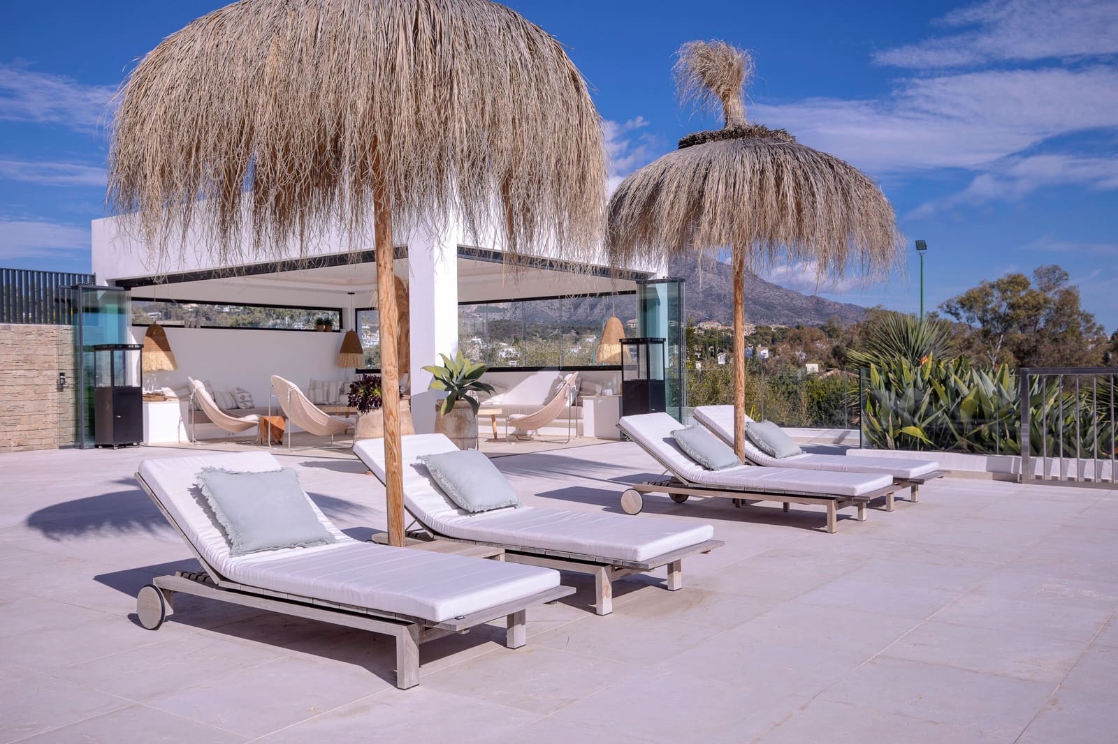 7 slaapkamer Villa te koop in Marbella met zwembad - € 8.900.000 (Ref: 8035039)