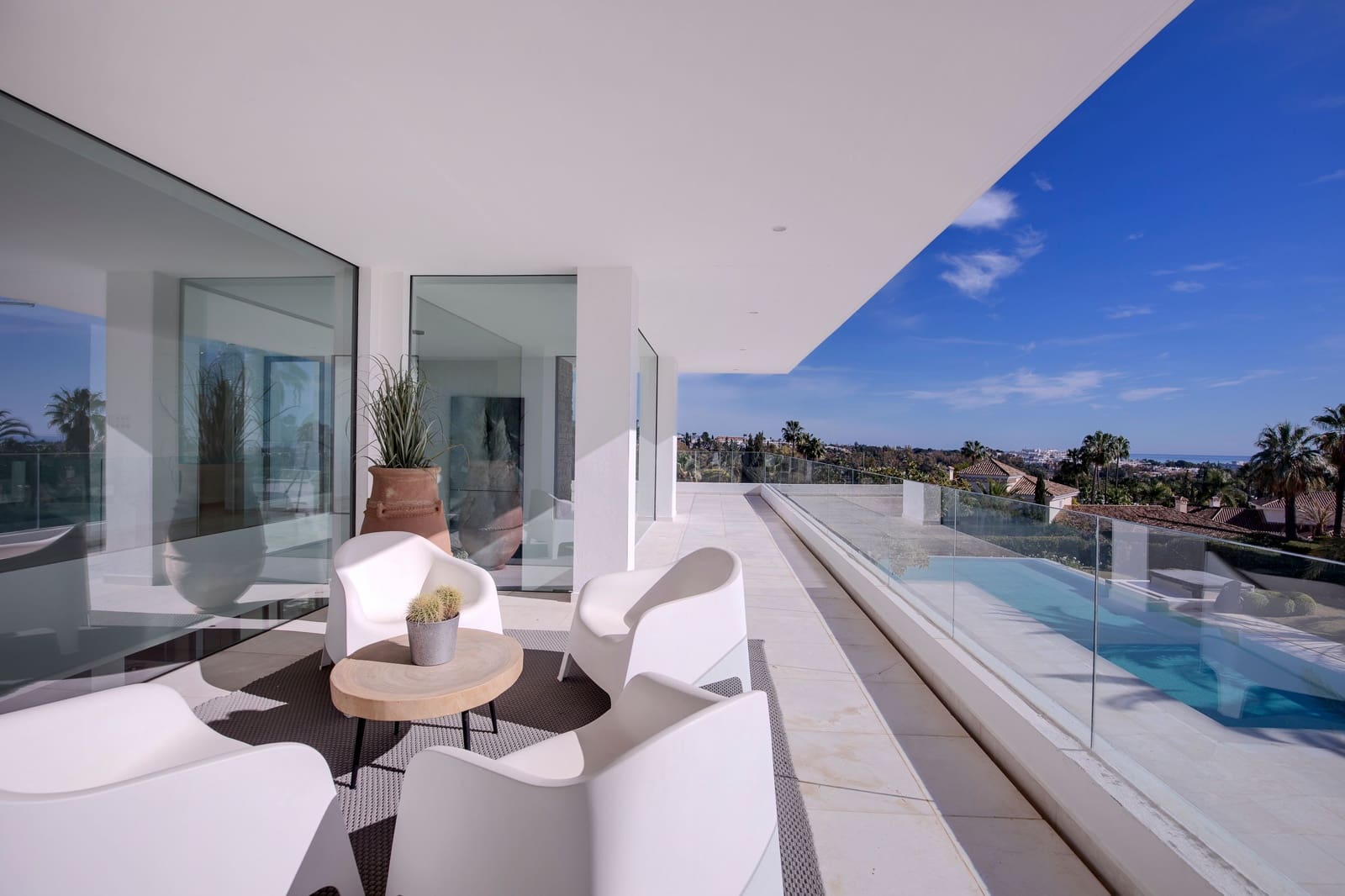 7 slaapkamer Villa te koop in Marbella met zwembad - € 8.900.000 (Ref: 8035039)