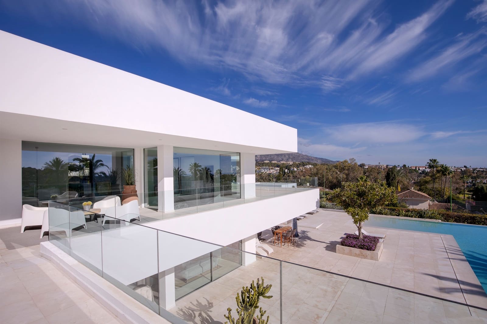 7 slaapkamer Villa te koop in Marbella met zwembad - € 8.900.000 (Ref: 8035039)