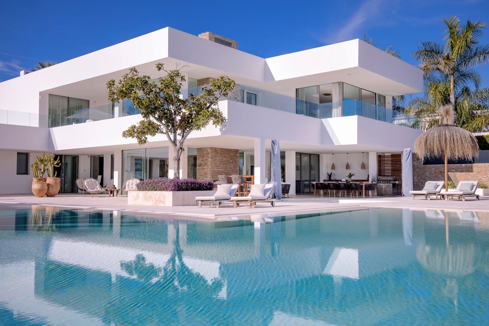 7 slaapkamer Villa te koop in Marbella met zwembad - € 8.900.000 (Ref: 8035039)