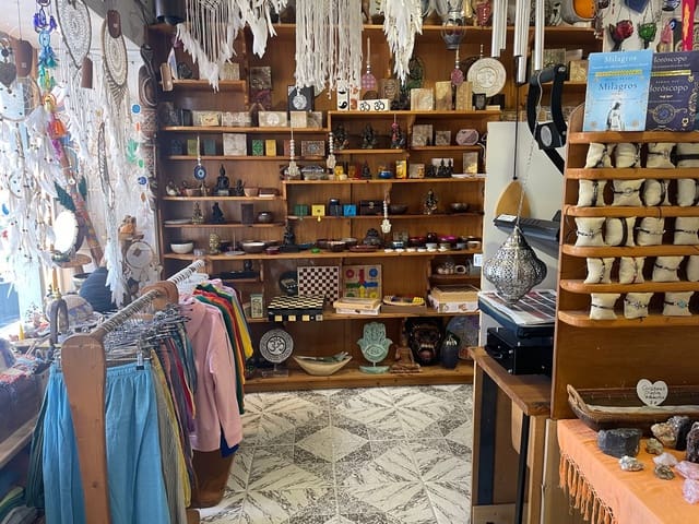 Commercial for sale in Tarifa - € 375,000 (Ref: 8035040)